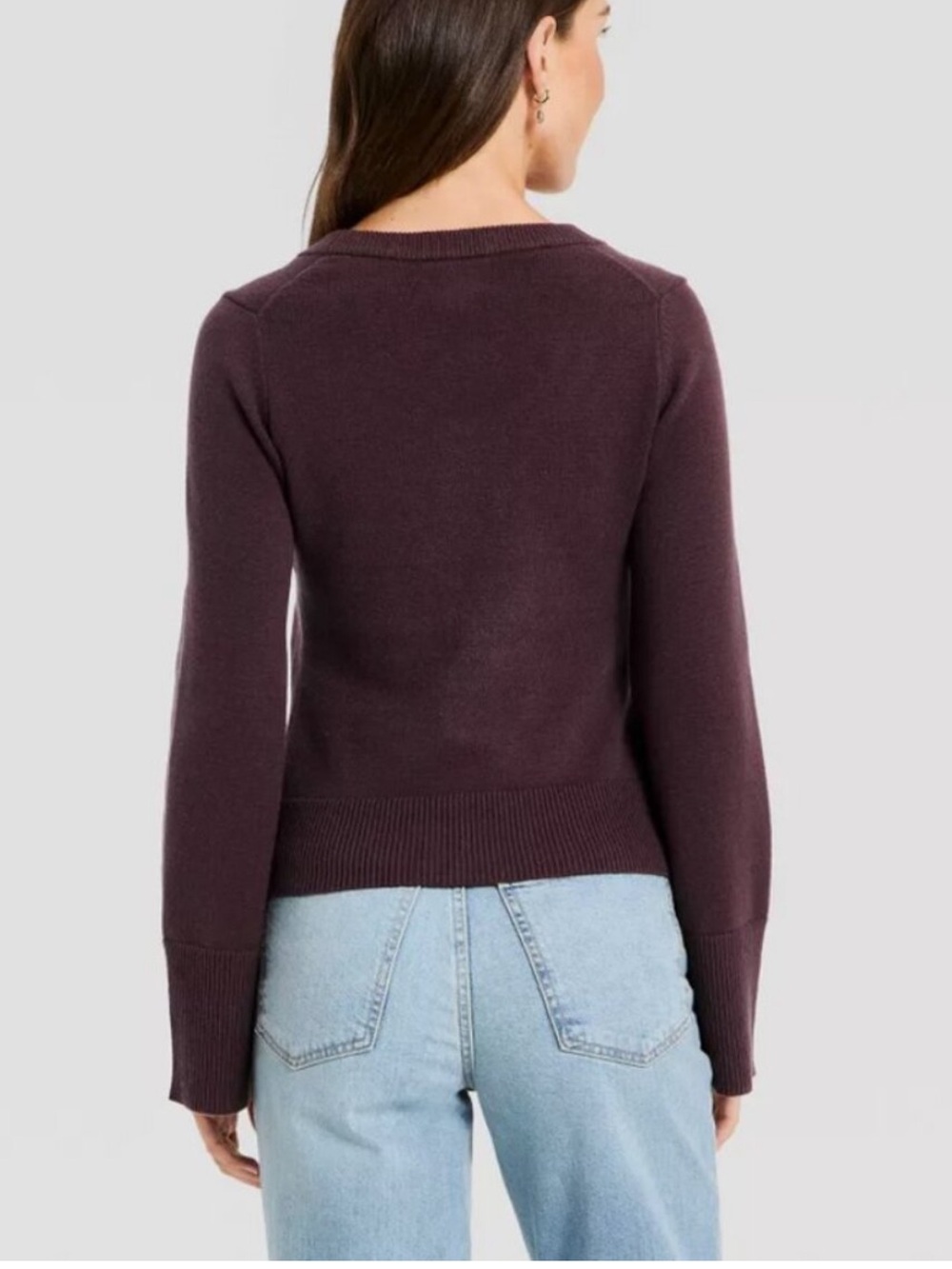 Button-Down Scoop
Neck Cardigan Sweater Plum Purple -NWT
Universal Thread - Picture 2 of 3